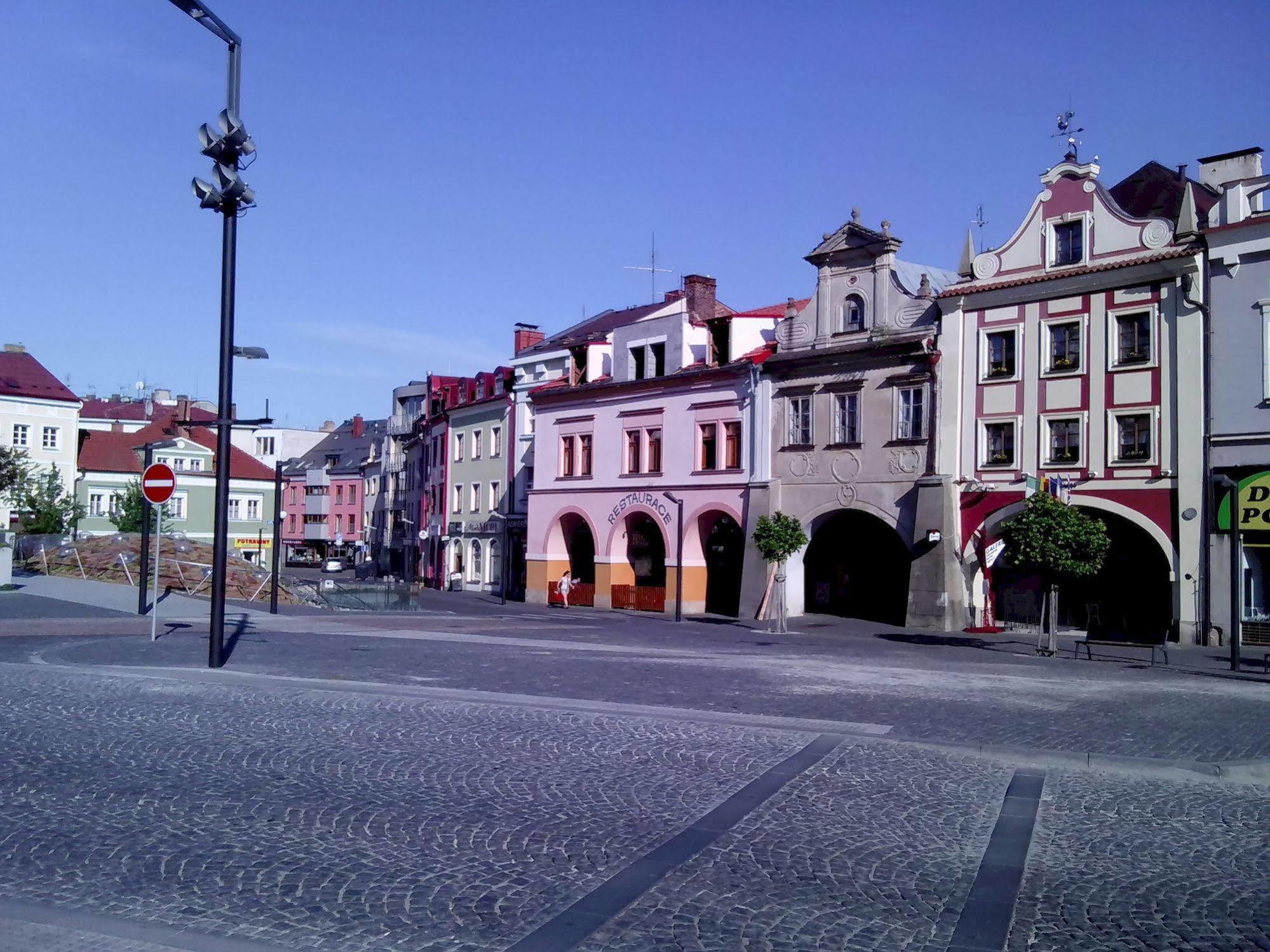 Hotel Zlaty Kohout Mladá Boleslav Extérieur photo