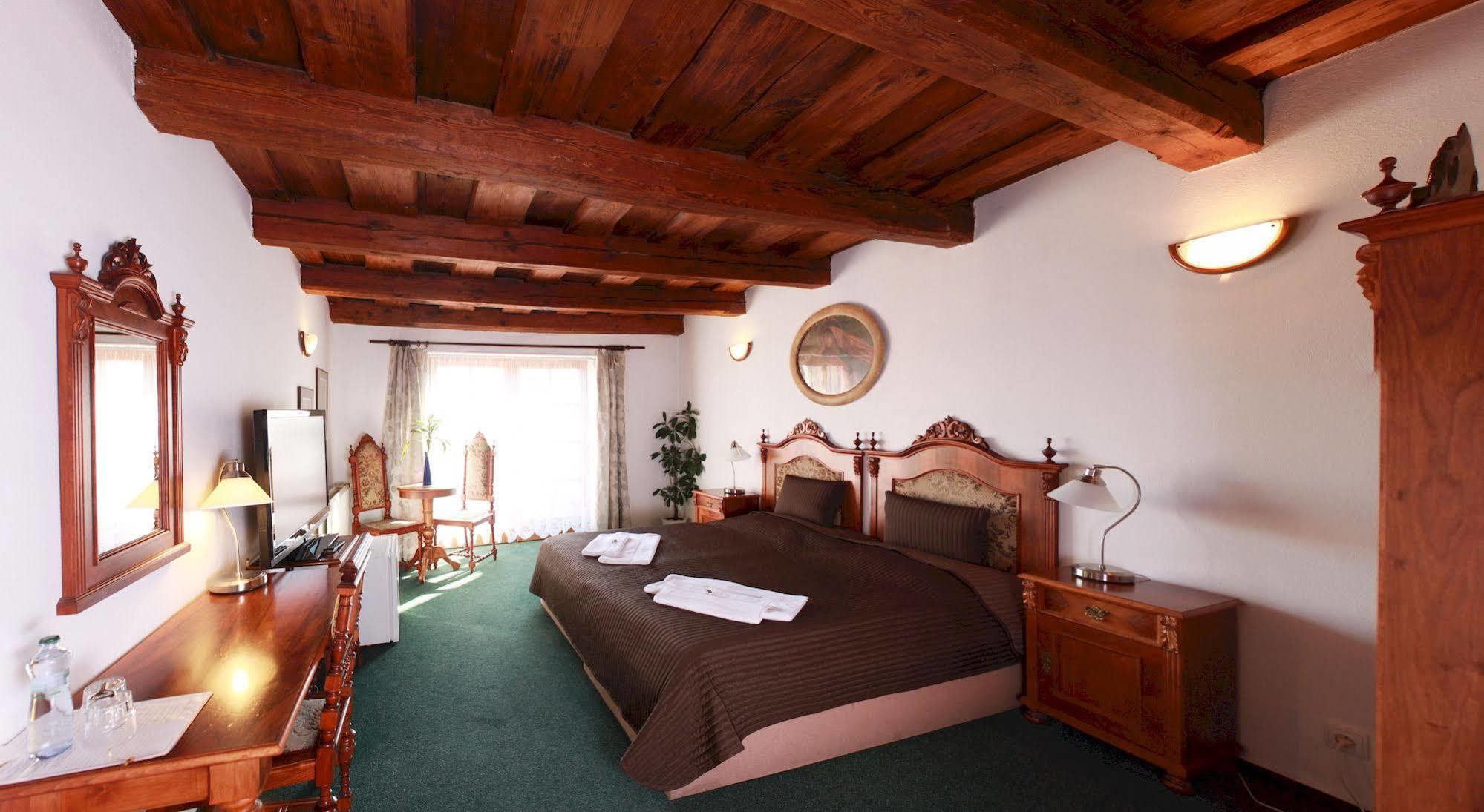 Hotel Zlaty Kohout Mladá Boleslav Extérieur photo
